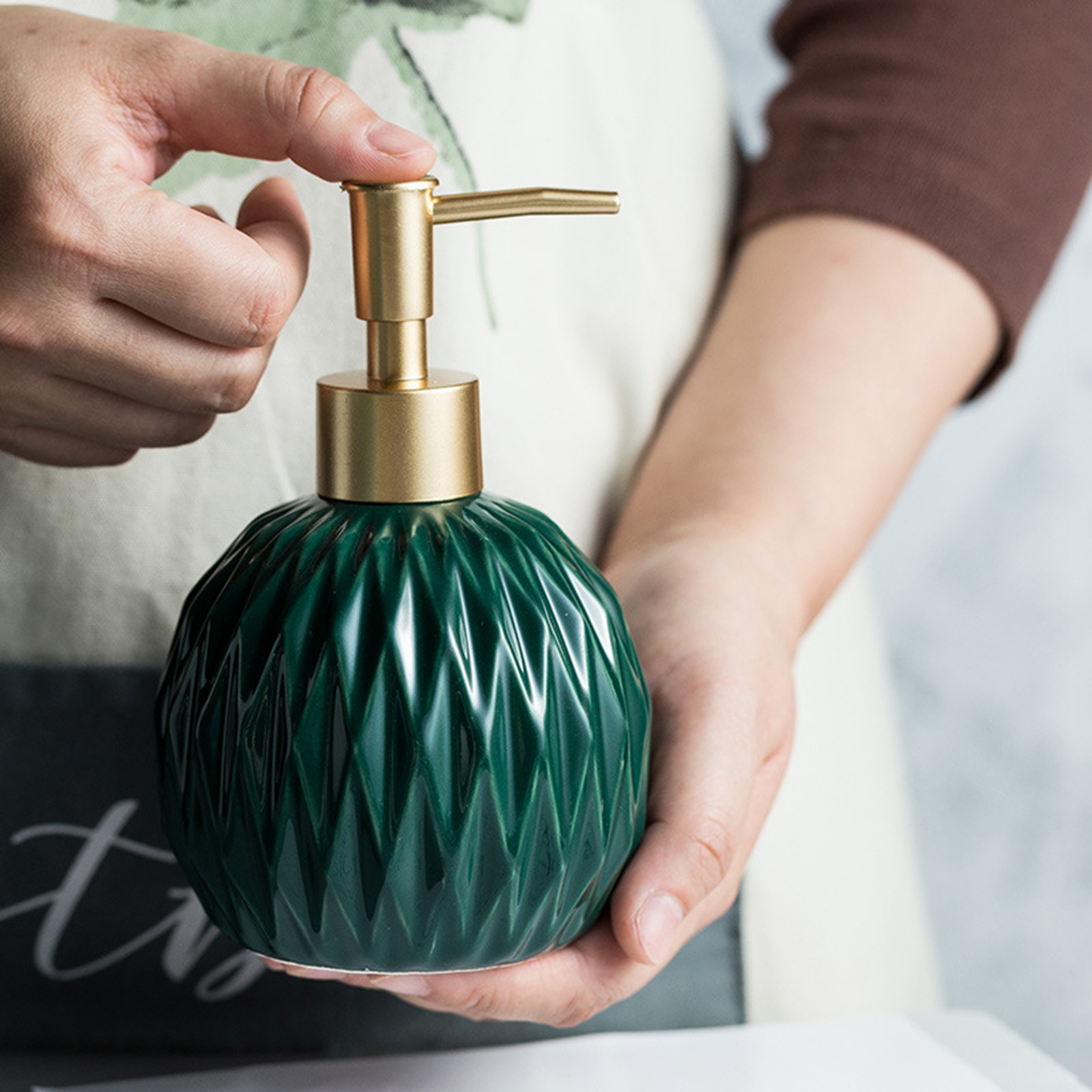 Liquid Soap Dispenser with Pum – Home Bathroom Soap Dispenser recenzja i cena