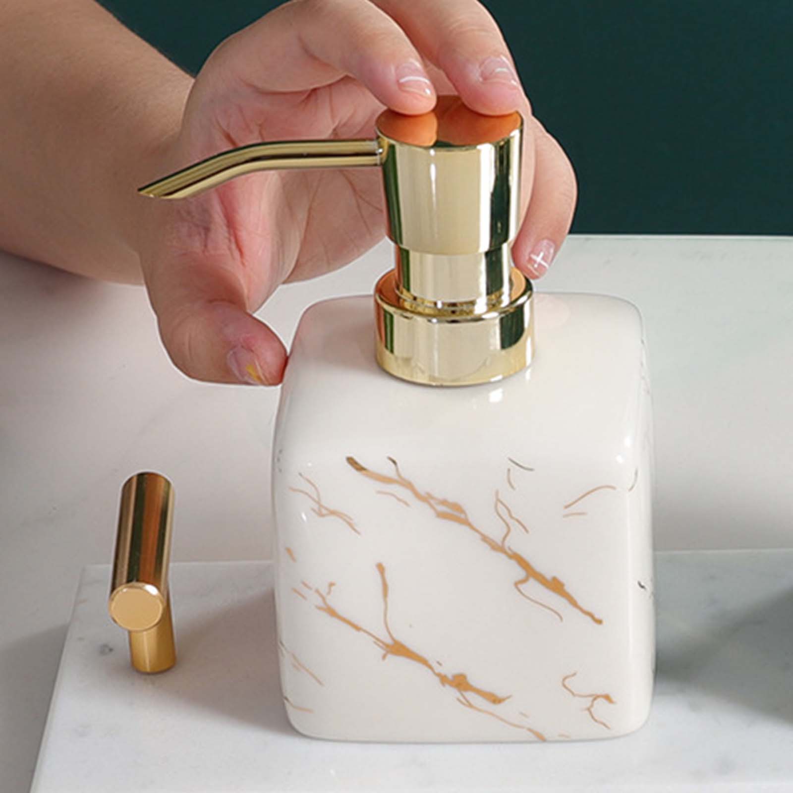 Liquid Soap Dispenser with Pum – Home Bathroom Soap Dispenser recenzja i cena